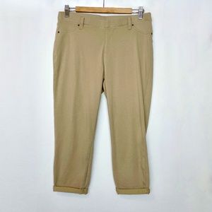 Time And Tru Capris Tan Crop Stretch Pants
